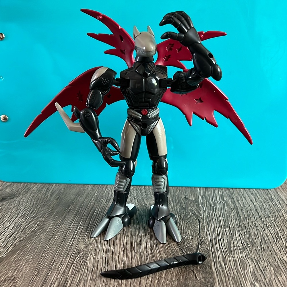 VINTAGE BANDAI DIGIMON Digivolving CYBERDRAMON digivolves to Justimon 2002!